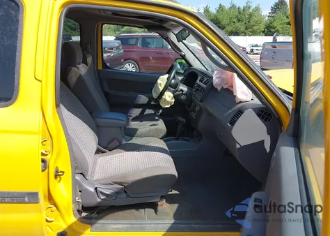 2000 Nissan Xterra Se/Xe z USA, uszkodzony, nr VIN 5N1ED28Y4YC593187